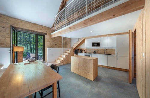 Le Buisson-de-Cadouin House | La Jolie Vie - La Cabane: Scandinavian simplicity