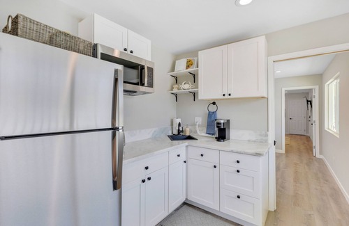 La Jolla Shores Apartment | La Jolla Shores Remodel w/Balcony, 2 Units in 1 & Steps from the Beach!