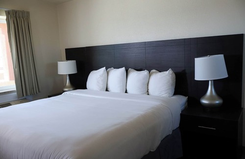 La Junta Hotel | La Junta Inn