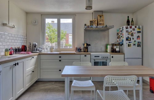 Grand-Couronne Apartment | La Kase Dali, jolie maison de ville avec jardin