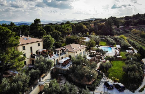 Mondavio Villa | La Limonaia-Entire Villa with swimming pool