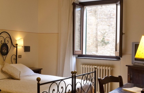 Montone Hotel | La Locanda del Capitano