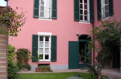 Moncalvo Hotel | La Locanda del Melograno
