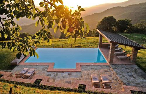 Pieve Fosciana House | La Locanda del Moro