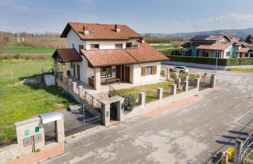 Carru House | La Locanda dell'Artista Vignaiolo