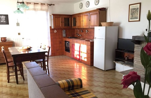 Foligno Apartment | La Luna sul Tetto, nice apartment halfway between Assisi and Spoleto.