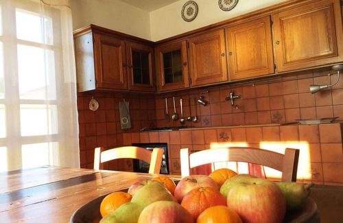 Foligno Apartment | La Luna sul Tetto, nice apartment halfway between Assisi and Spoleto.