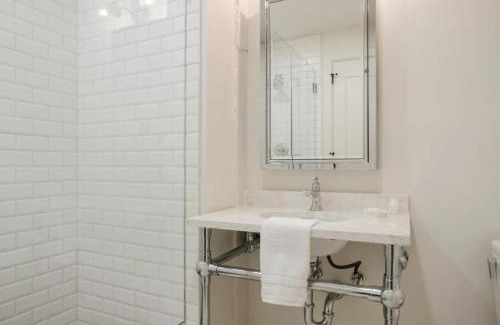 Downtown San Antonio Apartment | La Luz