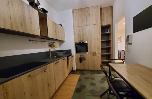 Borgo San Leonardo Apartment | "La mè cá" Intero appartamento in centro con vista sui colli