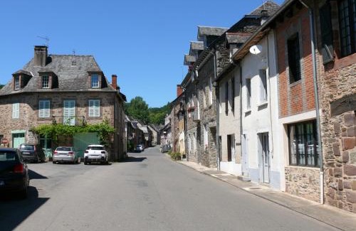 Voutezac House | La mémée du Saillant