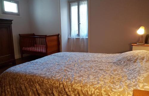 Voutezac House | La mémée du Saillant