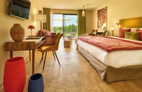 Mauzac-et-Grand-Castang Hotel | La Métairie