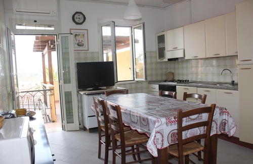 La Maddalena Apartment | La Maddalena, 4/6 places apartment with terrace