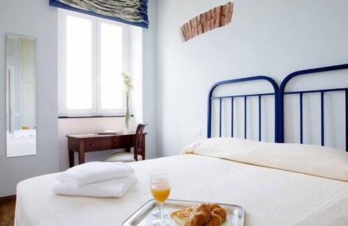 Levanto Bed & Breakfast | La Madonetta - Dimora d'epoca -