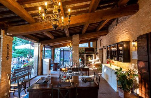 Foligno House | La Maestà antica dimora di campagna