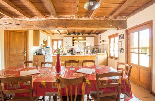 Saint-Martin-en-Bresse Other | LA MAISON DU BONHEUR * Air-conditioned rooms.