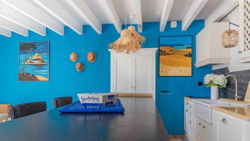 Carnac House | La Maison bleue Carnac by Domaine de Colomban - plages et commerces à pieds