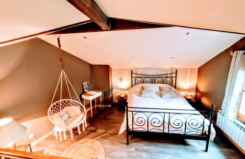 Belley Bed & Breakfast | La Maison cachée du PAVILLON BELLEVUE