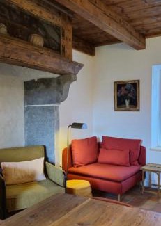 Mazeyrat-d'Allier House | La Maison Chez Lisette avec piscine et terrain de pétanque privé au bord de l'Allier !