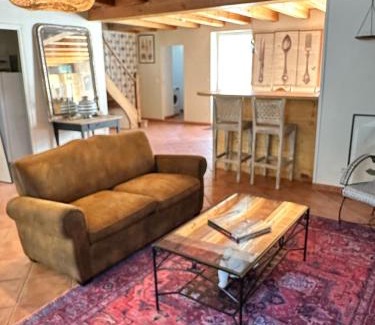 Les Eyzies House | La Maison Colette