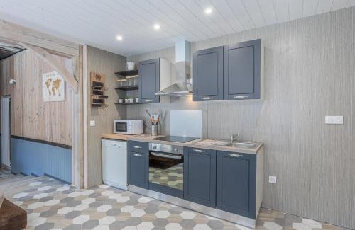 Villaines-les-Rochers Apartment | La Maison du Bois Brûlé 3 - Avec piscine partagée
