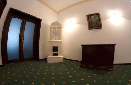 Alba Iulia Hotel | La Maison de Caroline