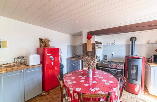 Vissac-Auteyrac House | La maison de Freda - Maison avec vue montagne