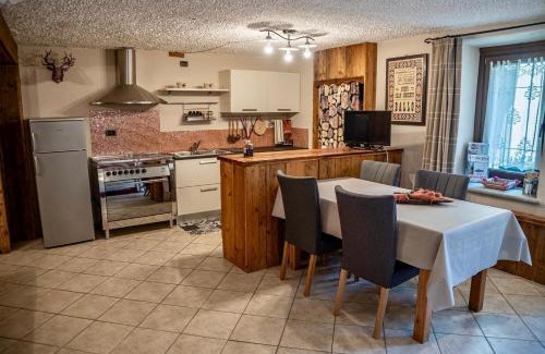 Variney-Chez Roncoz Apartment | La Maison de Karen The Deer House