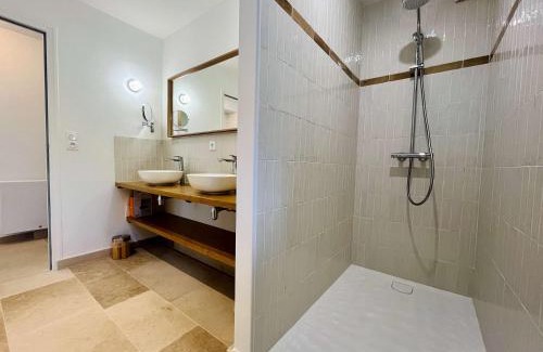 Carentan House | La maison de l'Orangerie - Charm & comfort in the very heart of Carentan