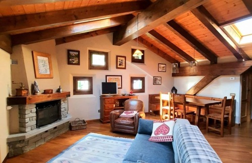 La Thuile Apartment | La Maison des Alpes, Appartamento con Vista e Comodo Agli Impianti