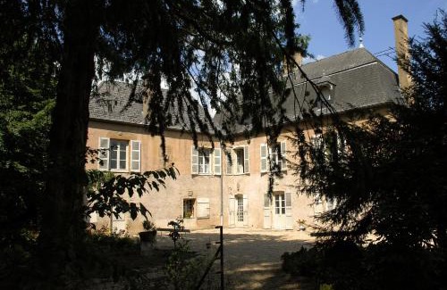 Cluny Bed & Breakfast | La Maison des Gardes - Chambres d'hôtes