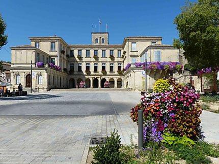 Valreas Apartment | La maison des loirs