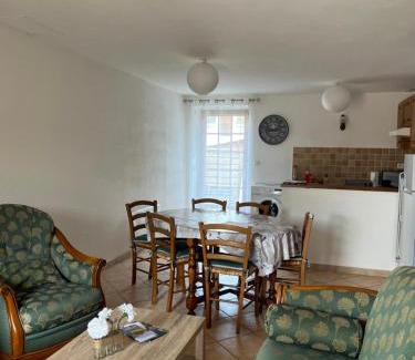 Chemery House | La maison des Otaries