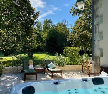 Galgon Apartment | La Maison du Champ de Beaumont