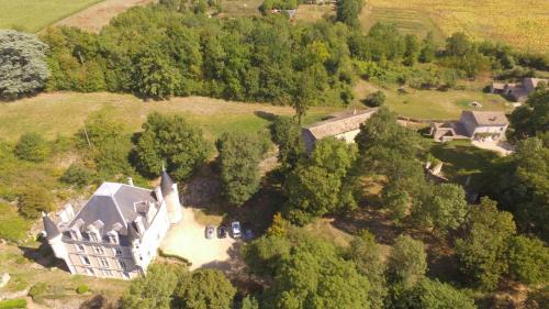 Echire House | La Maison du Gardien Domaine du Château des Loups
