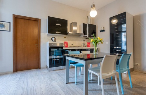 Historic Centre Apartment | La Maison du Vent by Wonderful Italy