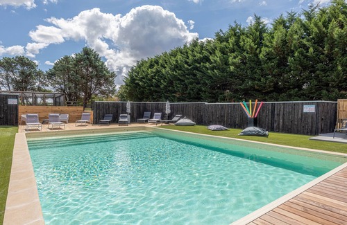 Villaines-les-Rochers Apartment | La Maison du Bois Brûlé 3 - Avec piscine partagée