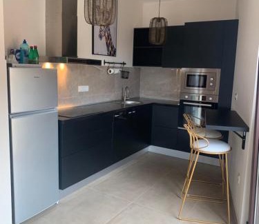 Podmaine Apartment | La Maison Panoramique Budva