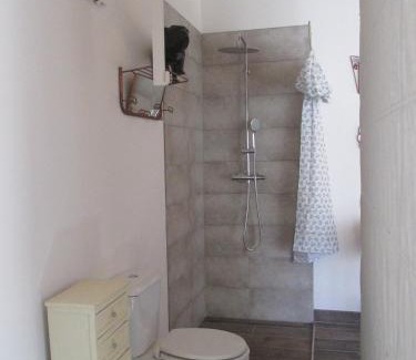LʼAiguillon-sur-Mer Bed & Breakfast | La Maison Salée