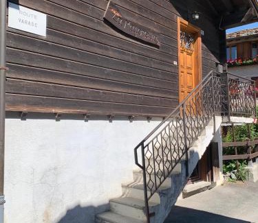 Champoluc Ski Chalet | La Majonetta