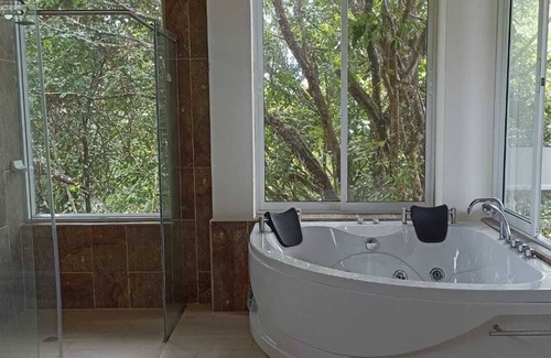 Juanchaco Hotel | La Manigua Hostal