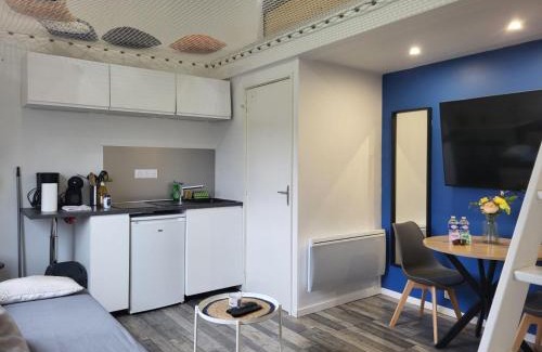 Lens Apartment | La Marine - Centre ville - Wifi