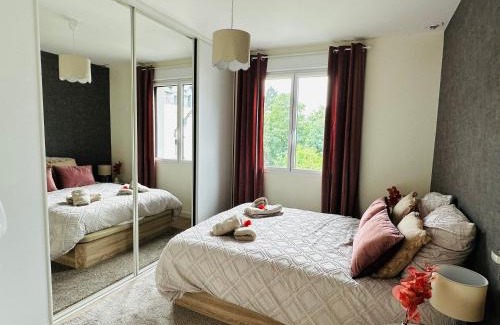 Cesson-Sevigne Villa | La Marine - Maison Cesson Sévigné Spa & jeux