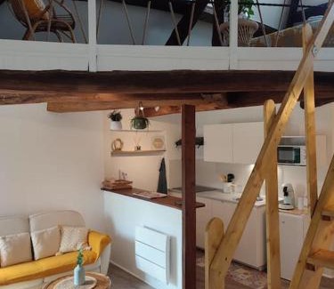 Crecy-en-Brie Apartment | La Marisa, studio cosy 10min Disney.