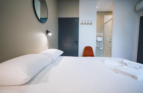 Chateauroux Hotel | La Marjolaine - Demeure d'Hotes - Service Para-hôteIier - Premium