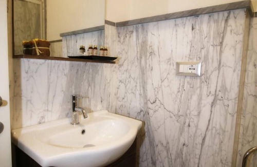 Carrara Bed & Breakfast | La Marmifera B&B