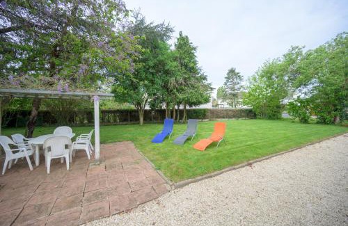 Chambray-les-Tours House | La Marnière, Maison avec jardin , 6 V, Parking