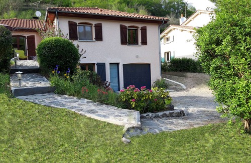 Champeix House | La Meïzou, bed and breakfast in Champeix (63)