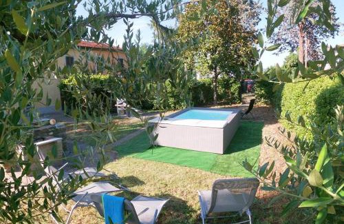 Campoluci Villa | La Menchina (Alloggio privato)