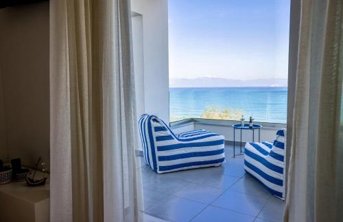 Vrahati Apartment | La Mer Bleue Boutique Suite